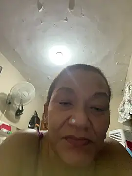 rosanna78322 online show from July 24, 2026, 5:16 am