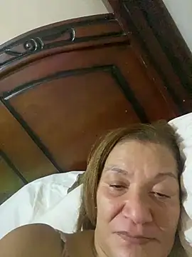rosanna78322 online show from July 28, 2026, 4:30 am