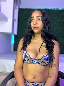 Snapshot of KissyIsabella_ chatting on June 24, 2026, 12:37 pm KissyIsabella online show from June 24, 2026, 12:37 pm
