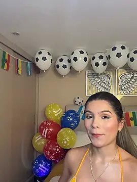 emilyvex online show from June 24, 2026, 2:21 am