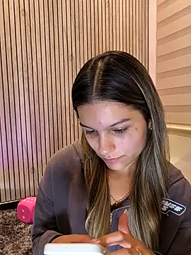 emilyvex online show from July 20, 2026, 10:39 am