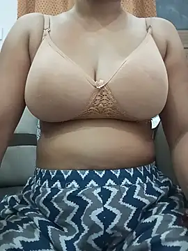 Snapshot of sexy_kajal9 chatting on July 7, 2026, 8:46 pm sexy kajal9 online show from July 7, 2026, 8:46 pm