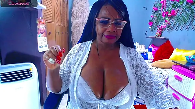 cairohot online show from January 12, 2025, 7:43 am