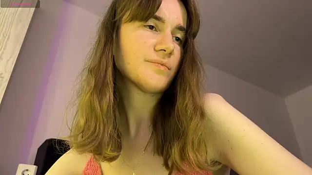 agniia257 online show from July 28, 2026, 7:39 pm