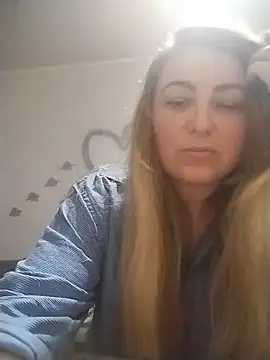 Snapshot of AngelWhite008 chatting on June 23, 2026, 9:24 pm AngelWhite008 online show from June 23, 2026, 9:24 pm