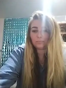Snapshot of AngelWhite008 chatting on July 25, 2026, 9:34 pm AngelWhite008 online show from July 25, 2026, 9:34 pm