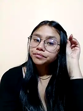 Sofielovee-01 online show from July 24, 2026, 12:52 am