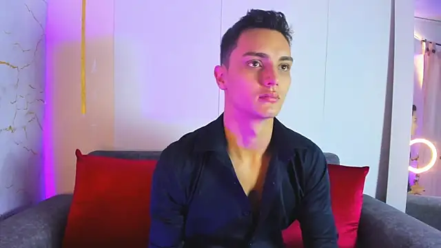 andrewevans46 online show from June 5, 2026, 11:16 am