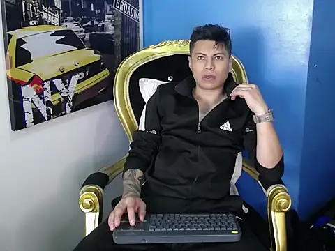 AquilesTaylor online show from June 20, 2026, 12:30 pm
