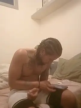 Snapshot of boyrolo24 chatting on June 4, 2026, 5:08 pm boyrolo24 online show from June 4, 2026, 5:08 pm