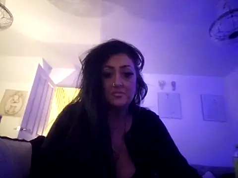 Angeldevlin81 online show from June 19, 2026, 11:41 pm