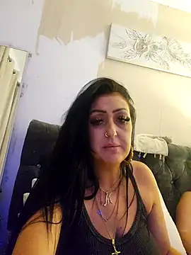 Angeldevlin81 online show from June 26, 2026, 2:05 am