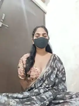 savita97567 online show from June 15, 2026, 3:47 pm