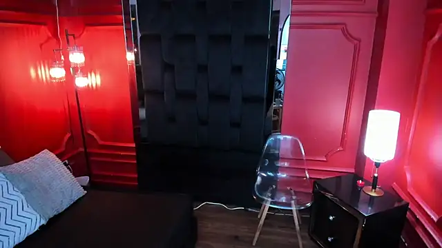 amberhanks online show from June 16, 2026, 12:08 pm