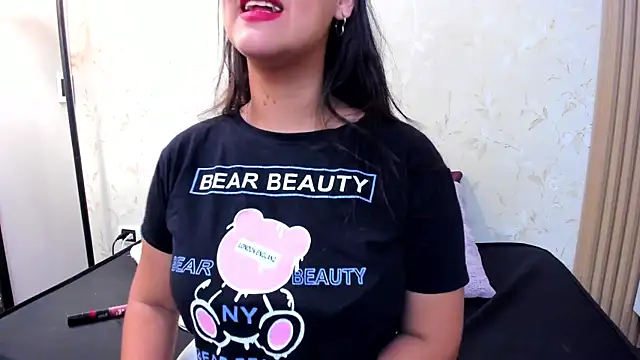 amberhanks online show from July 28, 2026, 12:48 pm