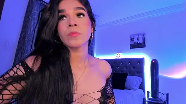 Snapshot of catalina_x05 chatting on June 13, 2026, 7:34 pm catalina x05 online show from June 13, 2026, 7:34 pm