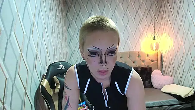 JeannMarie online show from July 29, 2026, 3:15 am
