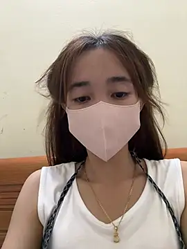 Alee8668 online show from July 22, 2026, 4:43 pm