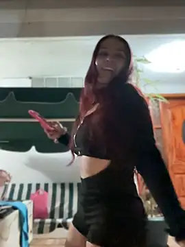 ArielFerrara online show from July 14, 2026, 4:28 am