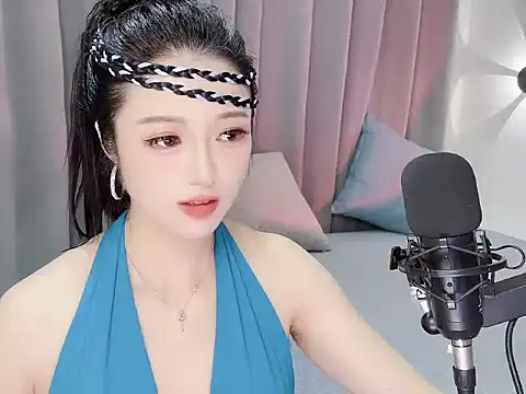 Momo-Wow online show from June 1, 2026, 5:53 am