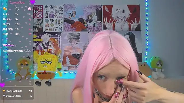 Katia Nabiee online show from June 10, 2026, 5:12 pm