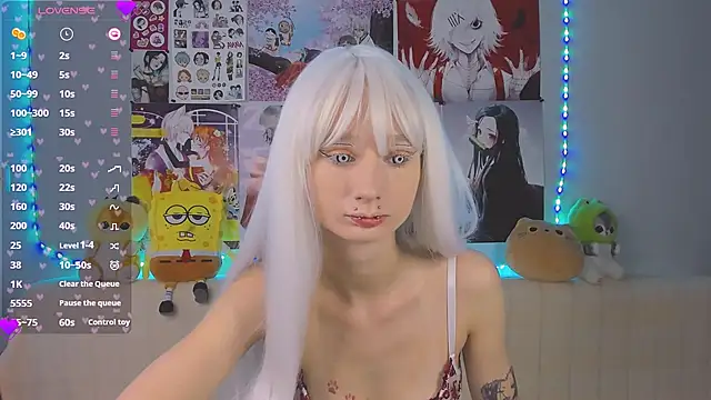 Katia Nabiee online show from June 11, 2026, 4:32 am