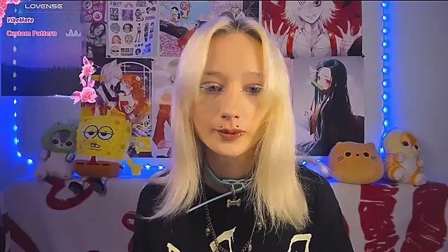 Katia Nabiee online show from July 27, 2026, 4:08 am
