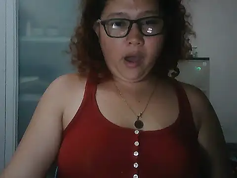 bitchychubby online show from July 14, 2026, 1:50 pm