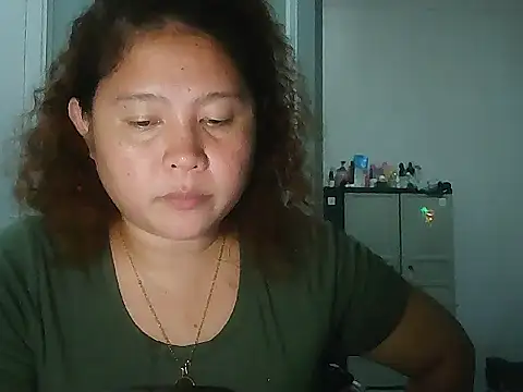 bitchychubby online show from July 28, 2026, 7:39 pm