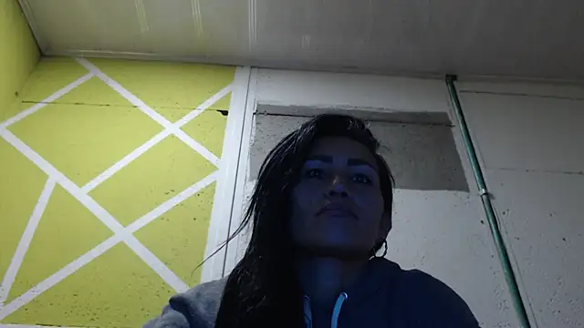 Nicolsweet  online show from July 25, 2026, 1:04 am