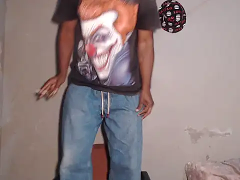 Snapshot of Frank_X_Husle chatting on June 24, 2026, 5:45 pm Frank X Husle online show from June 24, 2026, 5:45 pm