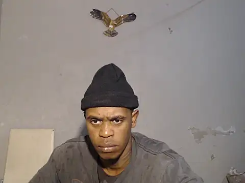 Snapshot of Frank_X_Husle chatting on June 29, 2026, 7:03 pm Frank X Husle online show from June 29, 2026, 7:03 pm