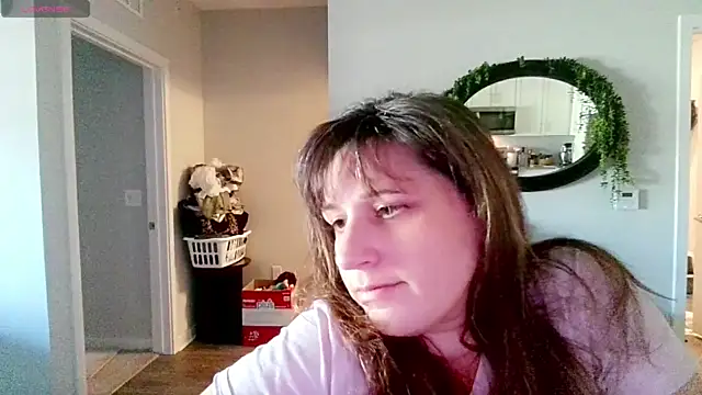 Snapshot of maddiliz chatting on February 16, 2026, 7:43 pm maddiliz online show from February 16, 2026, 7:43 pm