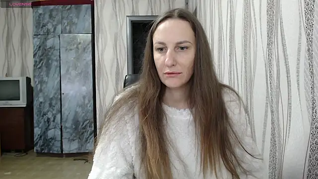 Yevgeshka-Milashka online show from October 12, 2025, 6:01 am