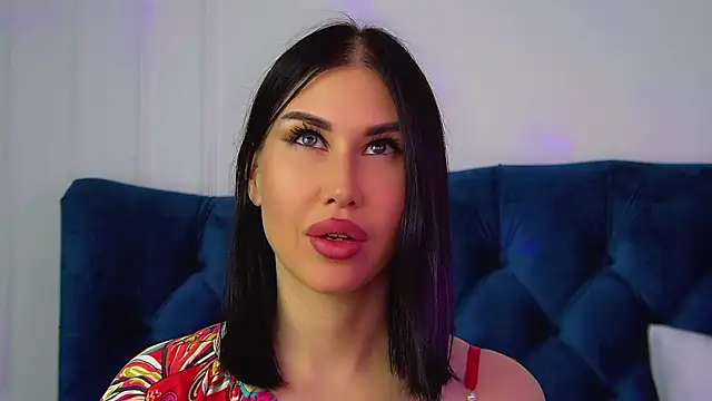 KaylaMous online show from July 14, 2026, 6:40 am