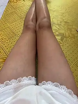 Abi girl12 online show from July 28, 2026, 5:03 am