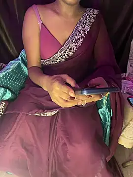 Snapshot of Horny_Flora chatting on July 23, 2026, 8:07 pm Horny Flora online show from July 23, 2026, 8:07 pm