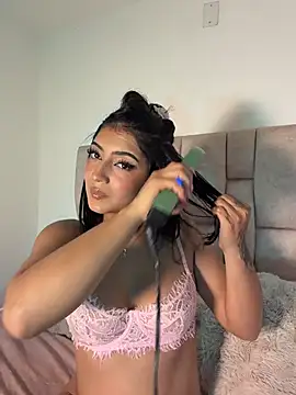Nicolegh  online show from July 29, 2026, 1:59 am