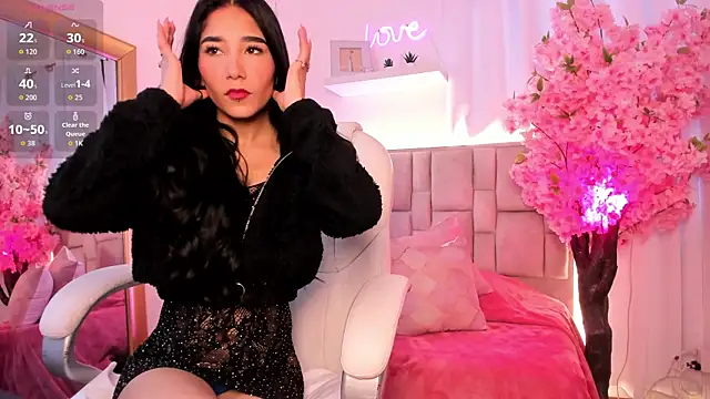 Violeta Velvet  online show from July 28, 2026, 1:43 pm