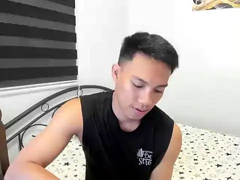 urfucker vinz online show from July 2, 2026, 2:12 pm