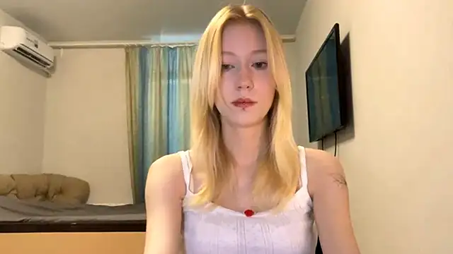 BossedFrog online show from July 21, 2026, 9:44 am