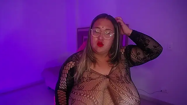 HoneyBunnyBBW online show from July 23, 2026, 2:42 am
