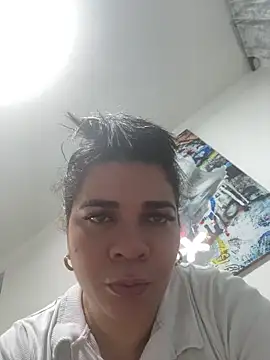 Siri Luxx online show from June 8, 2026, 1:09 am