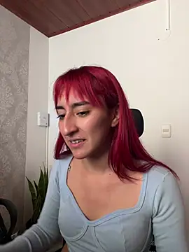 Juliethademon online show from July 28, 2026, 2:05 pm
