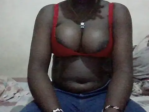 pinky-lip online show from July 28, 2026, 6:20 pm