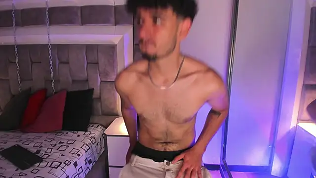 LucasThomson  online show from July 2, 2026, 4:29 am