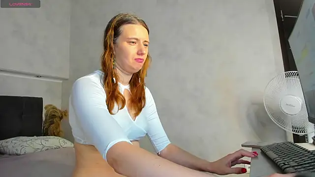 Kathrine-Meyer online show from July 28, 2026, 1:12 am