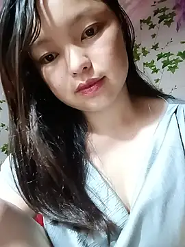 Snapshot of Linna-bae chatting on June 4, 2026, 1:39 pm Linna-bae online show from June 4, 2026, 1:39 pm
