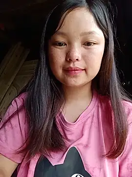 Snapshot of Linna-bae chatting on June 13, 2026, 1:03 am Linna-bae online show from June 13, 2026, 1:03 am