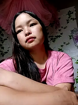 Snapshot of Linna-bae chatting on June 21, 2026, 1:57 pm Linna-bae online show from June 21, 2026, 1:57 pm